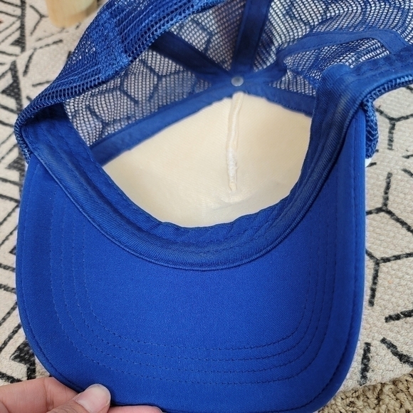 LONE WOLF RUNNERS CLUB VINTAGE HAT - Picture 6 of 10